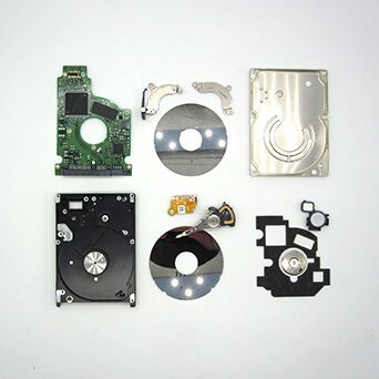 Partes de un disco duro mecánico de 2.5 pulgadas